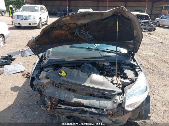 Ford FOCUS SE 2014 1FADP3F23EL425781 Image 10