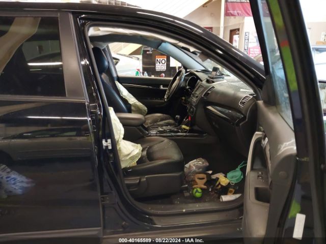 5XYKTCA6XEG540753 KIA SORENTO LX