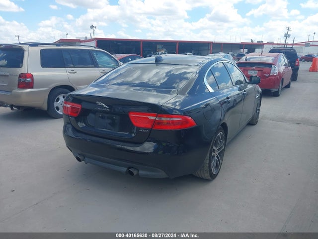 2017 JAGUAR XE SAJAD4BV6HA955613 Photo 3