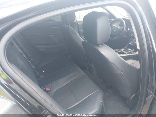 2017 JAGUAR XE SAJAD4BV6HA955613 Photo 7