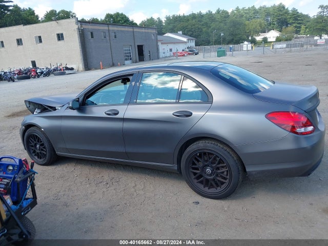 WDDWF4KB6JR413686 Mercedes-Benz C 300 4matic