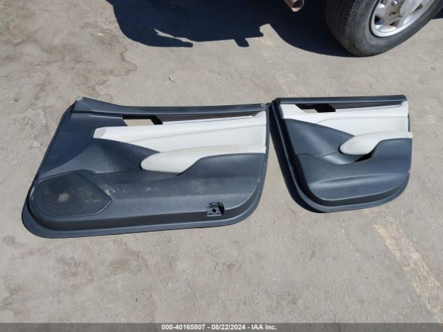 1HGCV1F96JA047377 Honda Accord Touring