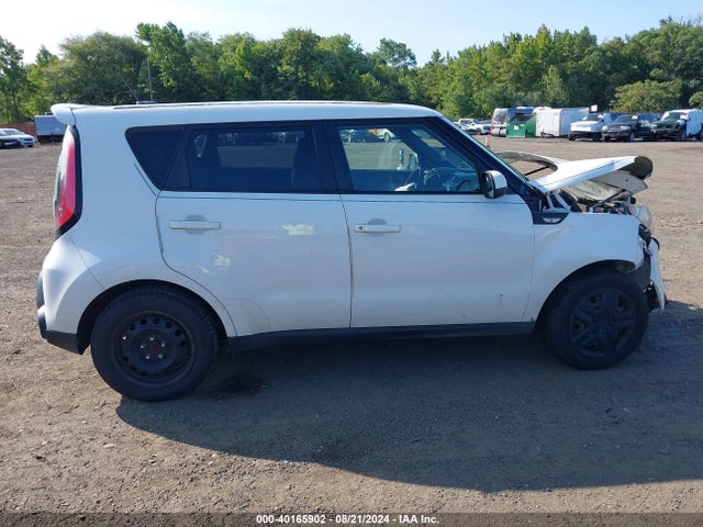 KIA Soul 2014 KNDJN2A2XE7034205 Image 13