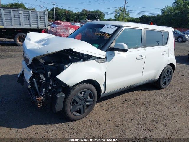 KIA Soul 2014 KNDJN2A2XE7034205 Image 2