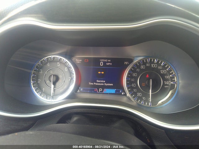 Chrysler 200 C 2015 1C3CCCCG2FN519288 Image 7