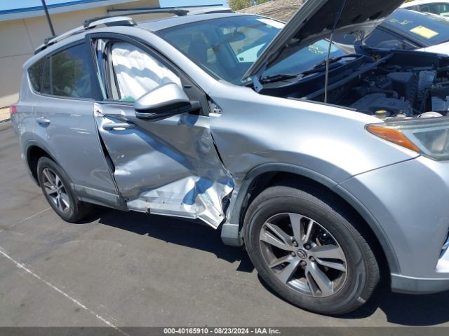 2T3WFREV6GW287660 Toyota Rav4 Xle