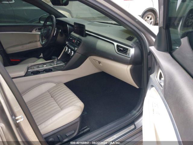 KMTG54TE3NU093841 Genesis G70 3.3t Rwd