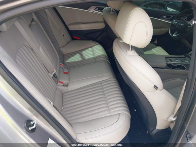 KMTG54TE3NU093841 Genesis G70 3.3t Rwd