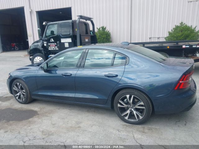 7JRL12TL1RG319859 Volvo S60 B5 Plus Dark Theme