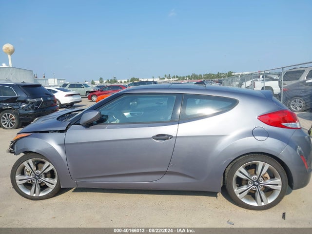 Hyundai Veloster Value Edition 2017 KMHTC6AD4HU320785 Image 15