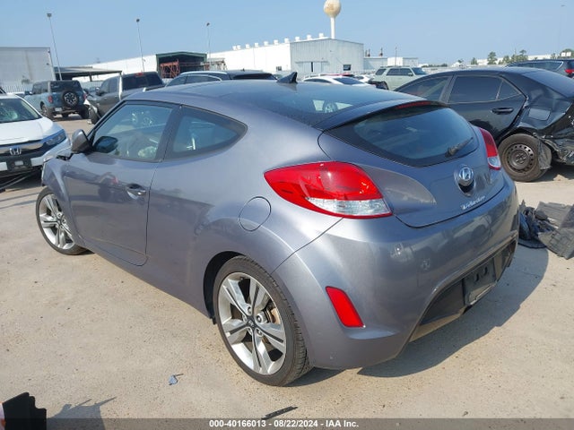 Hyundai Veloster Value Edition 2017 KMHTC6AD4HU320785 Image 3