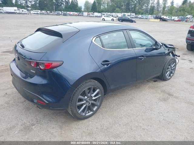 Mazda Mazda3 Select 2021 JM1BPAKL0M1336894 Image 4