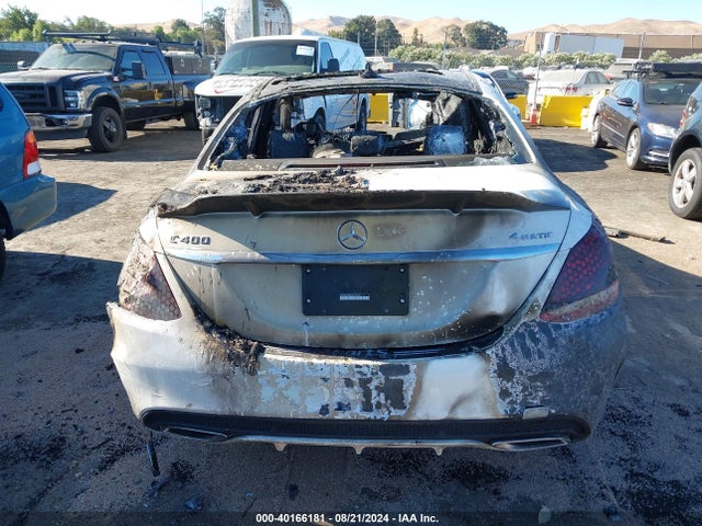 55SWF6GB8FU027815 Mercedes-Benz C 400 4matic