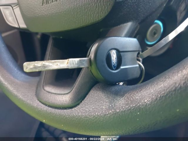 1FMCU0GD9JUA02989 Ford ESCAPE SE
