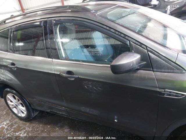 1FMCU0GD9JUA02989 Ford ESCAPE SE