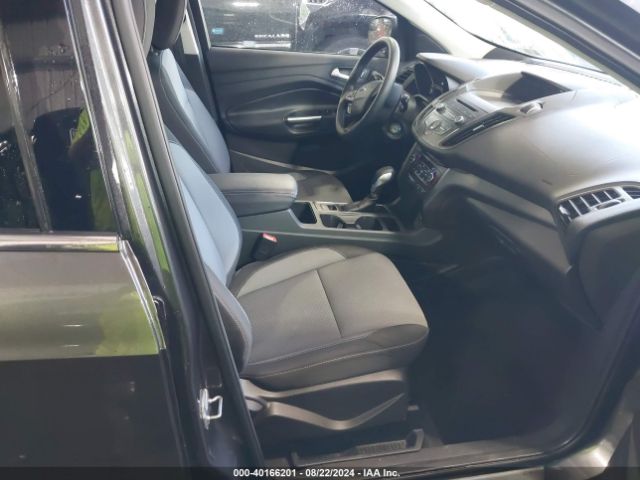 1FMCU0GD9JUA02989 Ford ESCAPE SE