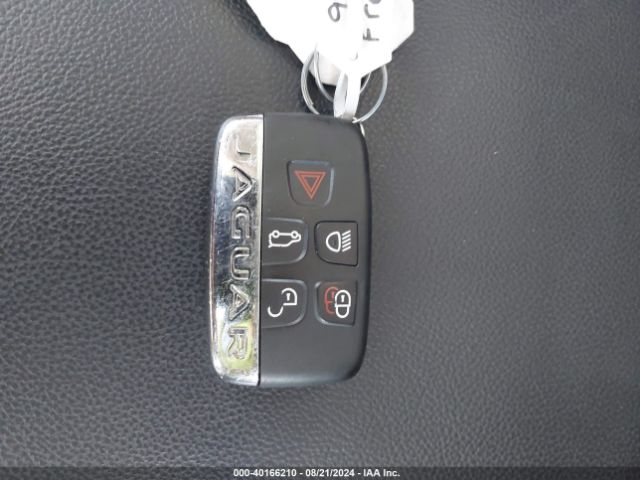SADCJ2BV3HA898358 Jaguar F-pace 35t Premium