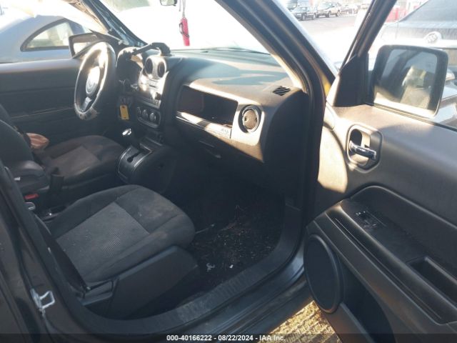 1C4NJRFB9FD312089 Jeep Patriot Latitude