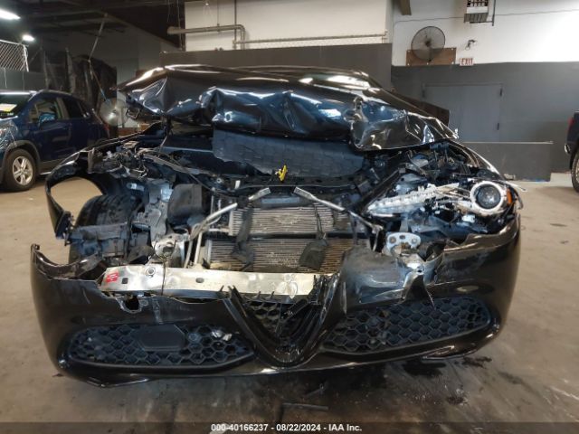 ZARFANBN3L7638709 Alfa Romeo Giulia Ti Awd