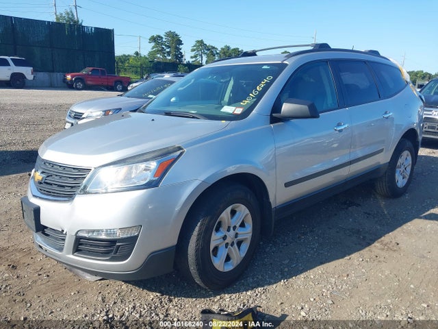 Chevrolet Traverse Ls 2017 1GNKVFKD2HJ320396 Image 2