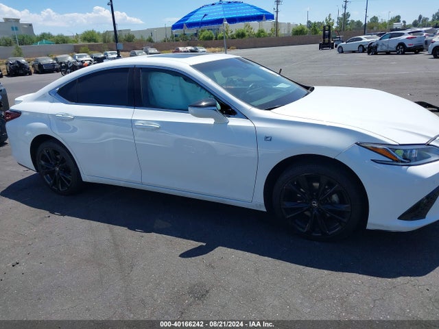58AJZ1B1XPU141476 Lexus Es 350 F Sport Handling