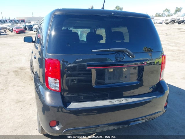 JTLZE4FE1FJ080533 Scion Xb 686 Parklan Edition