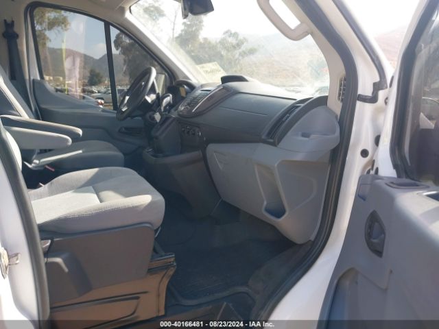 1FBZX2ZM5HKA05221 Ford Transit-350 Xlt