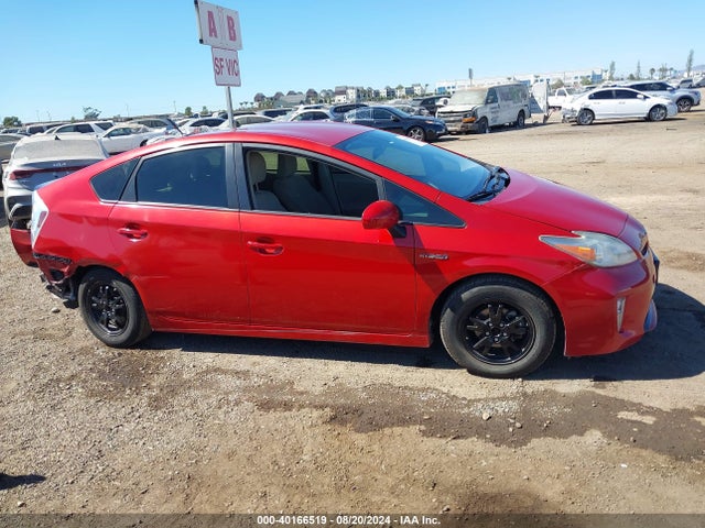 Toyota Prius Two 2015 JTDKN3DU5F1974276 Image 14