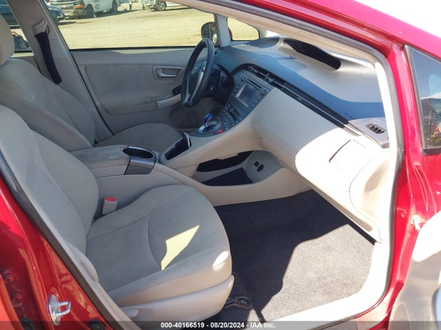 Toyota Prius Two 2015 JTDKN3DU5F1974276 Image 5