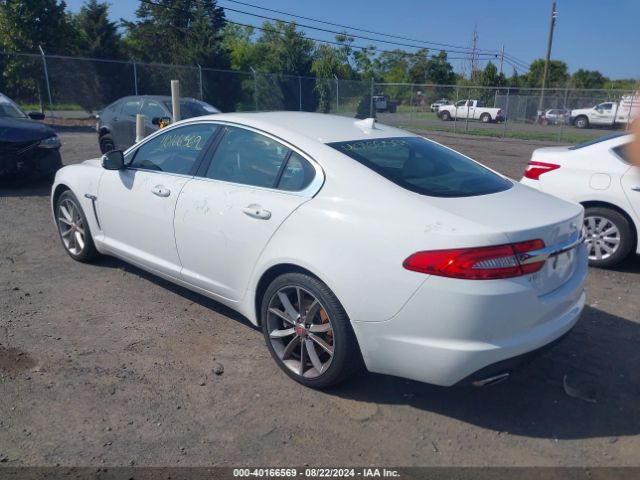SAJWJ0FF4F8U58204 Jaguar Xf 3.0 Portfolio/3.0 Sport
