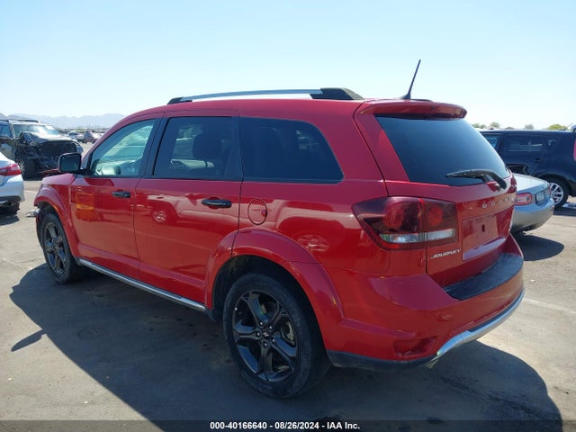 3C4PDCGG0JT475482 Dodge Journey Crossroad