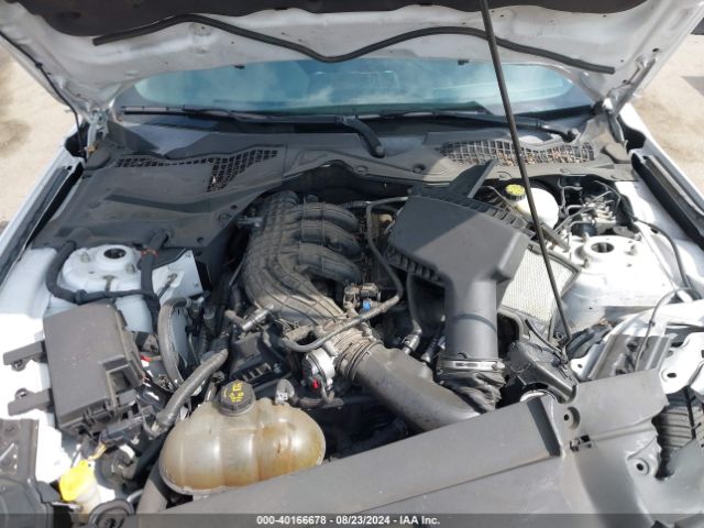 1FA6P8AM0F5358805 Ford Mustang V6