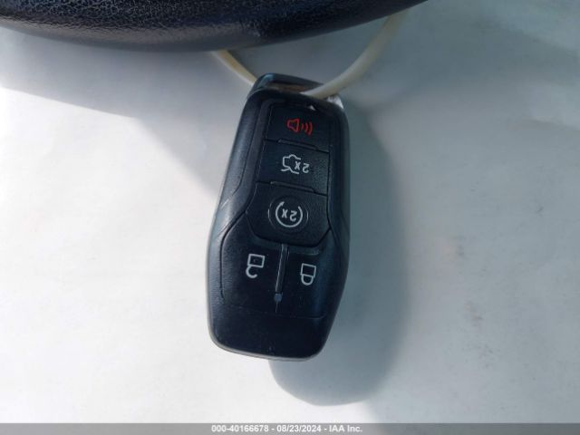 1FA6P8AM0F5358805 Ford Mustang V6