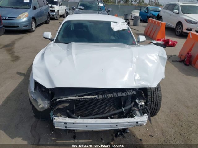 1FA6P8AM0F5358805 Ford Mustang V6