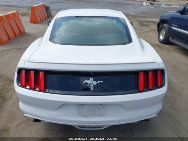 1FA6P8AM0F5358805 Ford Mustang V6