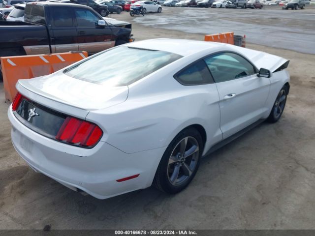 1FA6P8AM0F5358805 Ford Mustang V6