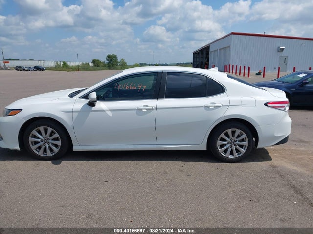 Toyota CAMRY LE 2019 4T1B11HK0KU776203 Image 14