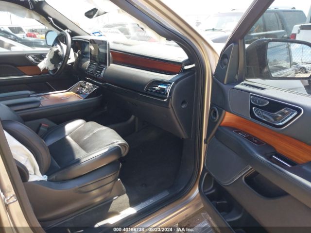 5LMJJ2LT1KEL12913 Lincoln Navigator Reserve