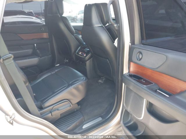 5LMJJ2LT1KEL12913 Lincoln Navigator Reserve