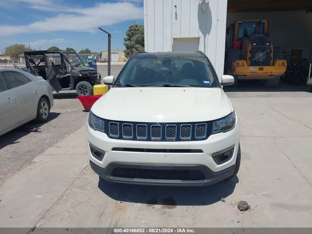 3C4NJCBB3KT614579 Jeep Compass Altitude Fwd