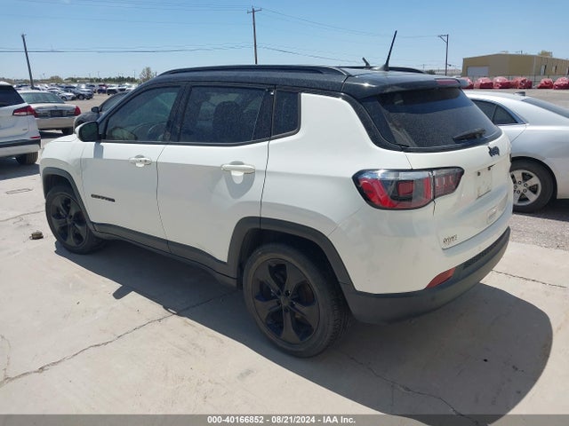 3C4NJCBB3KT614579 Jeep Compass Altitude Fwd