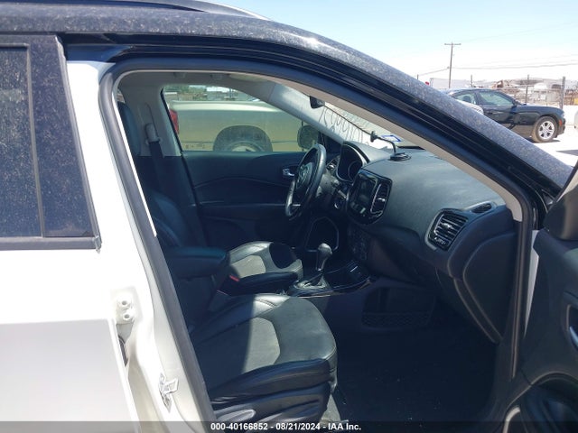 3C4NJCBB3KT614579 Jeep Compass Altitude Fwd