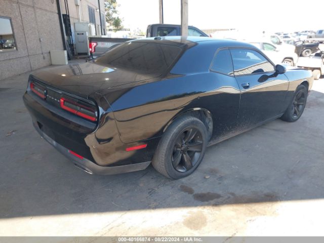 2C3CDZAG9FH869061 Dodge Challenger Sxt