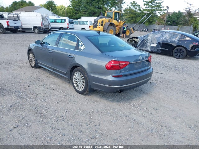 1VWBT7A31GC034827 Volkswagen Passat 1.8t Se