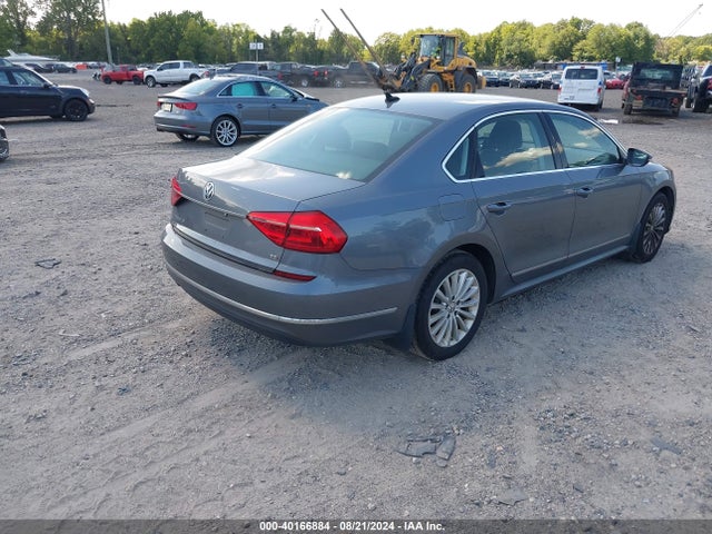 1VWBT7A31GC034827 Volkswagen Passat 1.8t Se