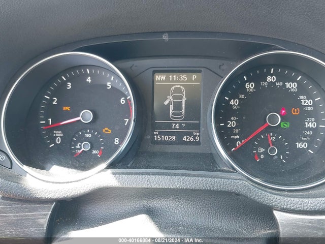 1VWBT7A31GC034827 Volkswagen Passat 1.8t Se
