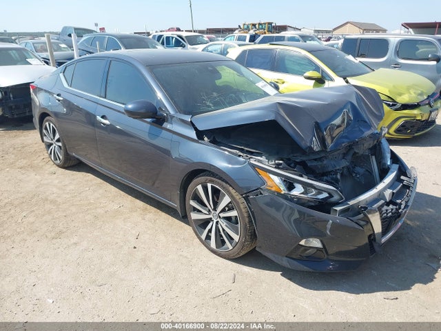 2019 1N4BL4FV1KC188142 main image