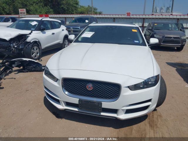 SAJAR4BG9HA966740 Jaguar Xe 25t