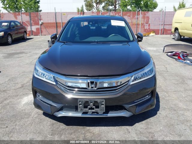 1HGCR3F94HA019359 Honda Accord Touring V6