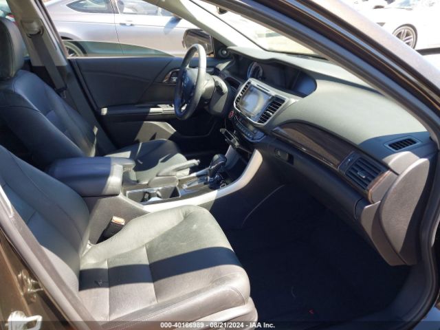 1HGCR3F94HA019359 Honda Accord Touring V6